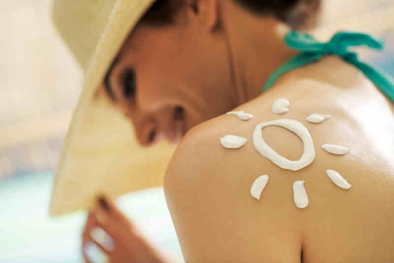 Sun Protection Tips for after a Facelift Procedure